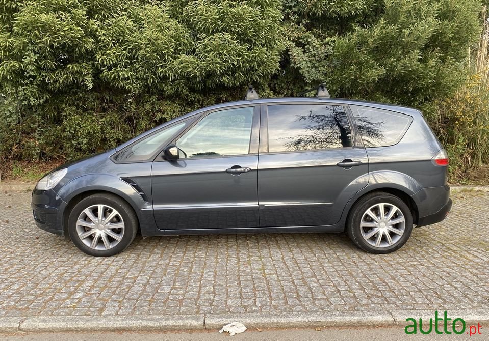 2007' Ford S-Max photo #4