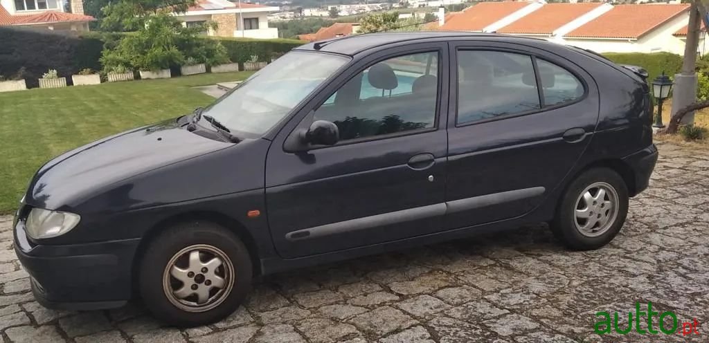 1996' Renault Megane photo #1