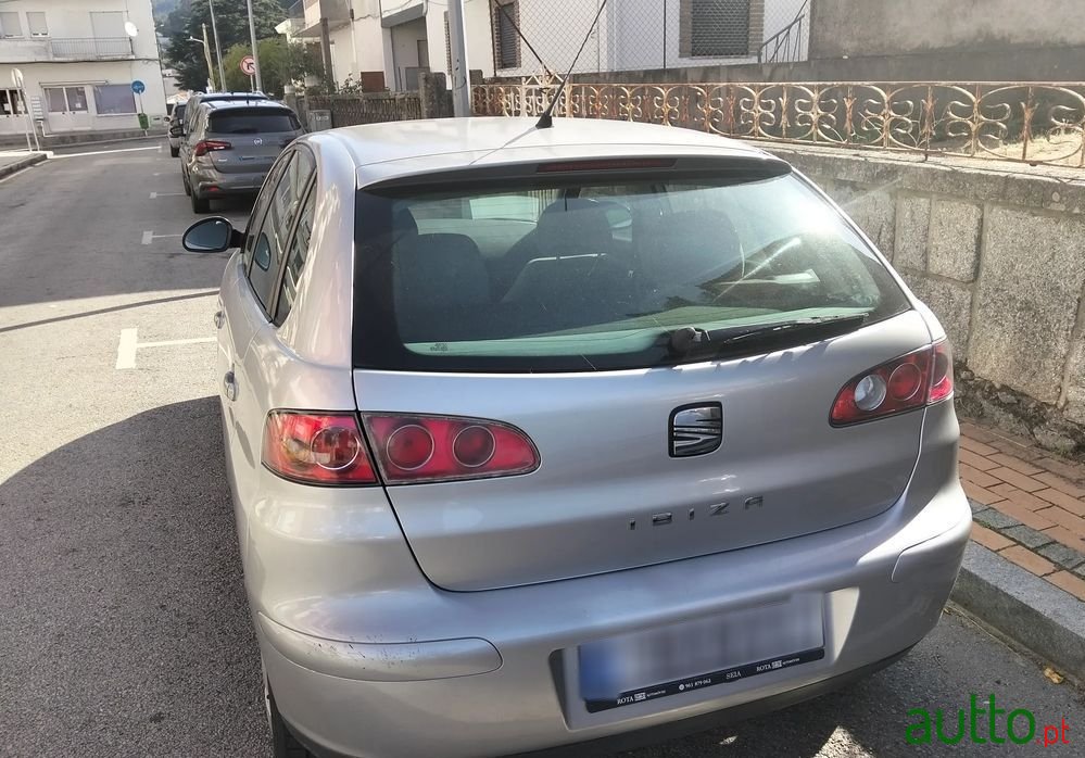2003' SEAT Ibiza 1.2 12V Passion photo #2
