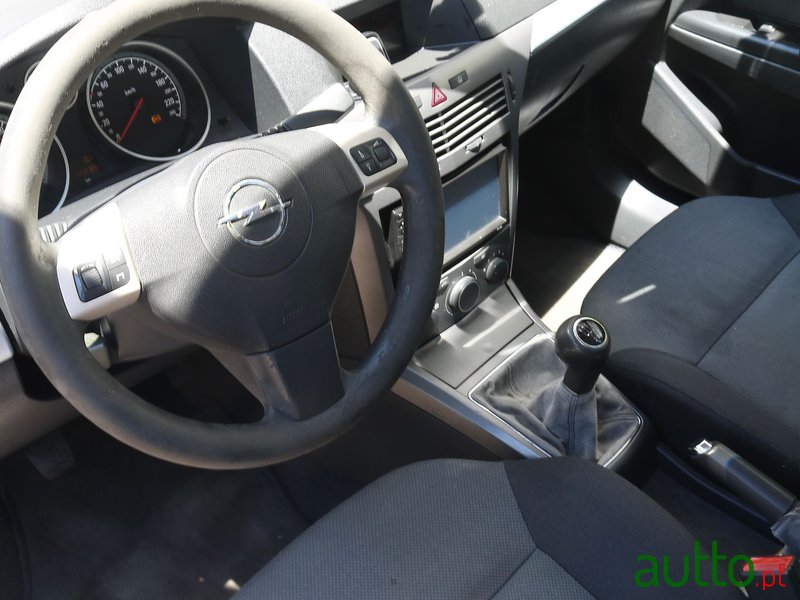 2006' Opel Astra 1.4 photo #7