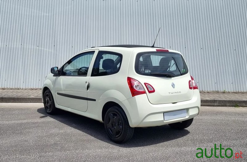 2012' Renault Twingo photo #6