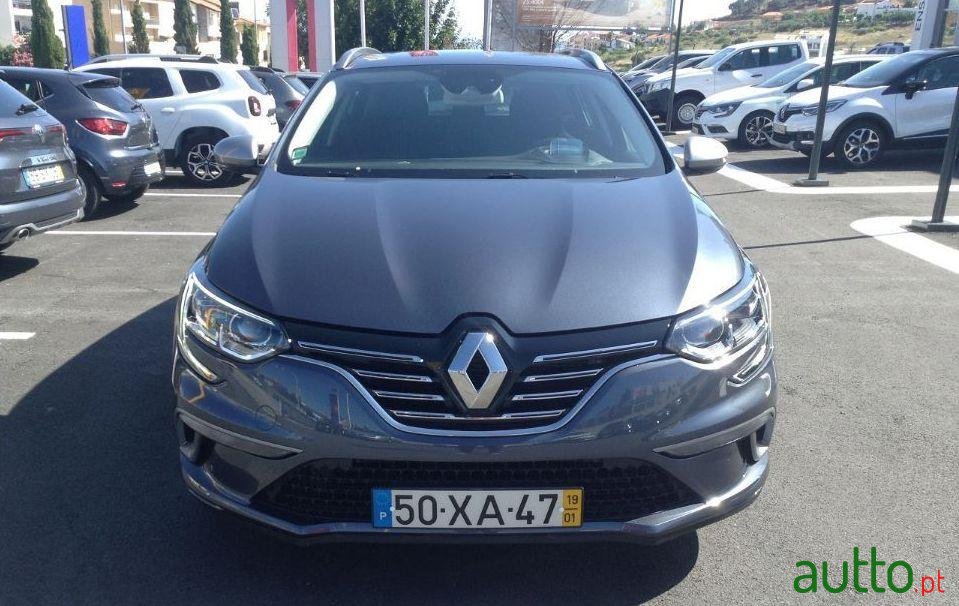 2019' Renault Megane Sport Tourer photo #1