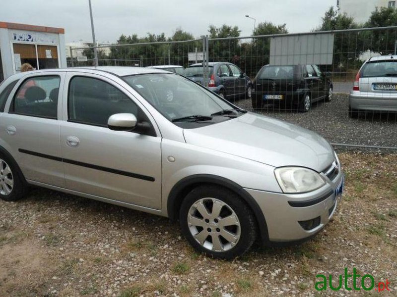 2005' Opel Corsa 1.2 16V N-Joy Easytronic photo #1