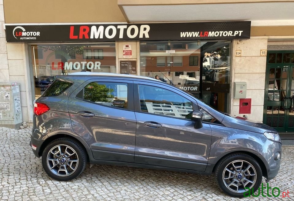 2015' Ford Ecosport photo #1