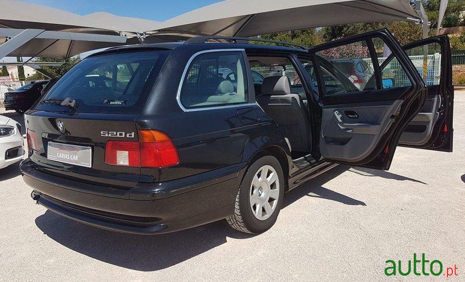 2001' BMW 520 D Touring photo #1