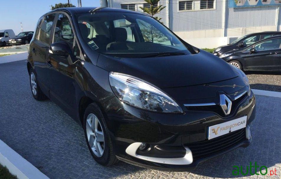 2013' Renault Scenic photo #4