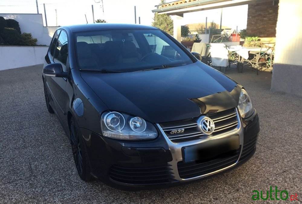 2006' Volkswagen Golf photo #1