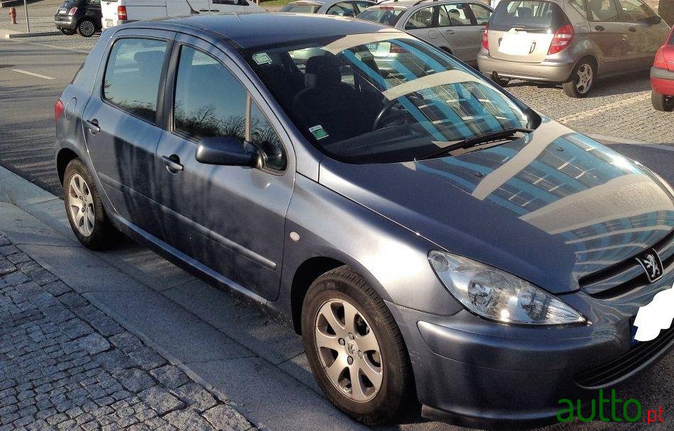 2005' Peugeot 307 1.4 Hdi Xs Premium photo #1