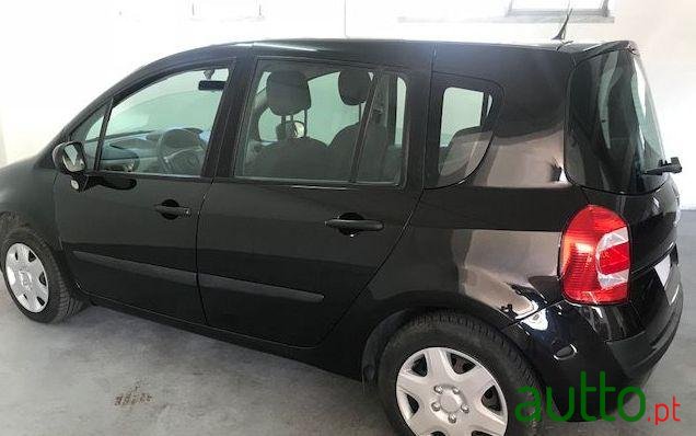 2010' Renault Modus photo #2