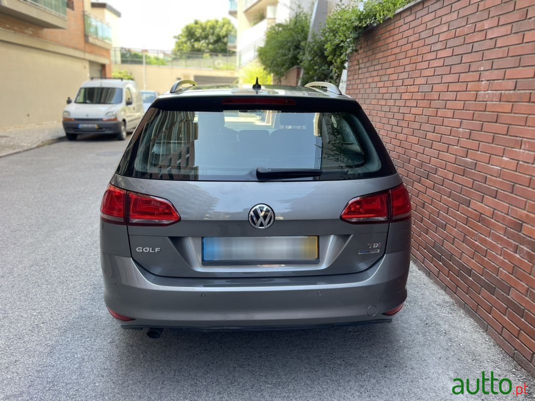 2013' Volkswagen Golf Variant photo #3