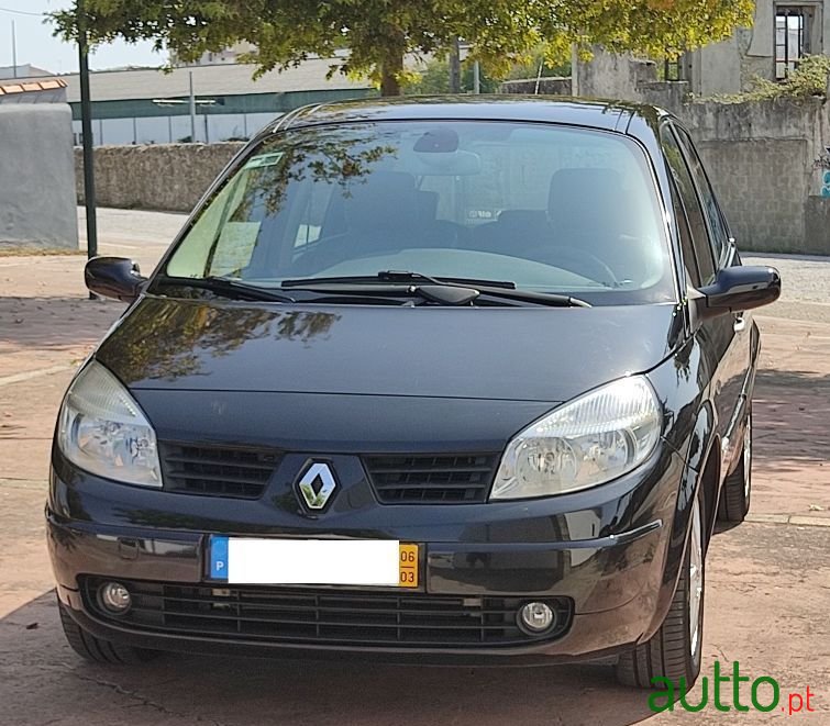 2006' Renault Scenic photo #2