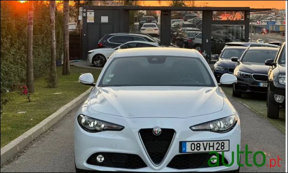 2018' Alfa Romeo Giulia photo #1