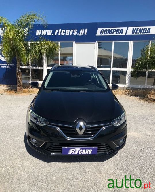 2019' Renault Megane Sport Tourer photo #2