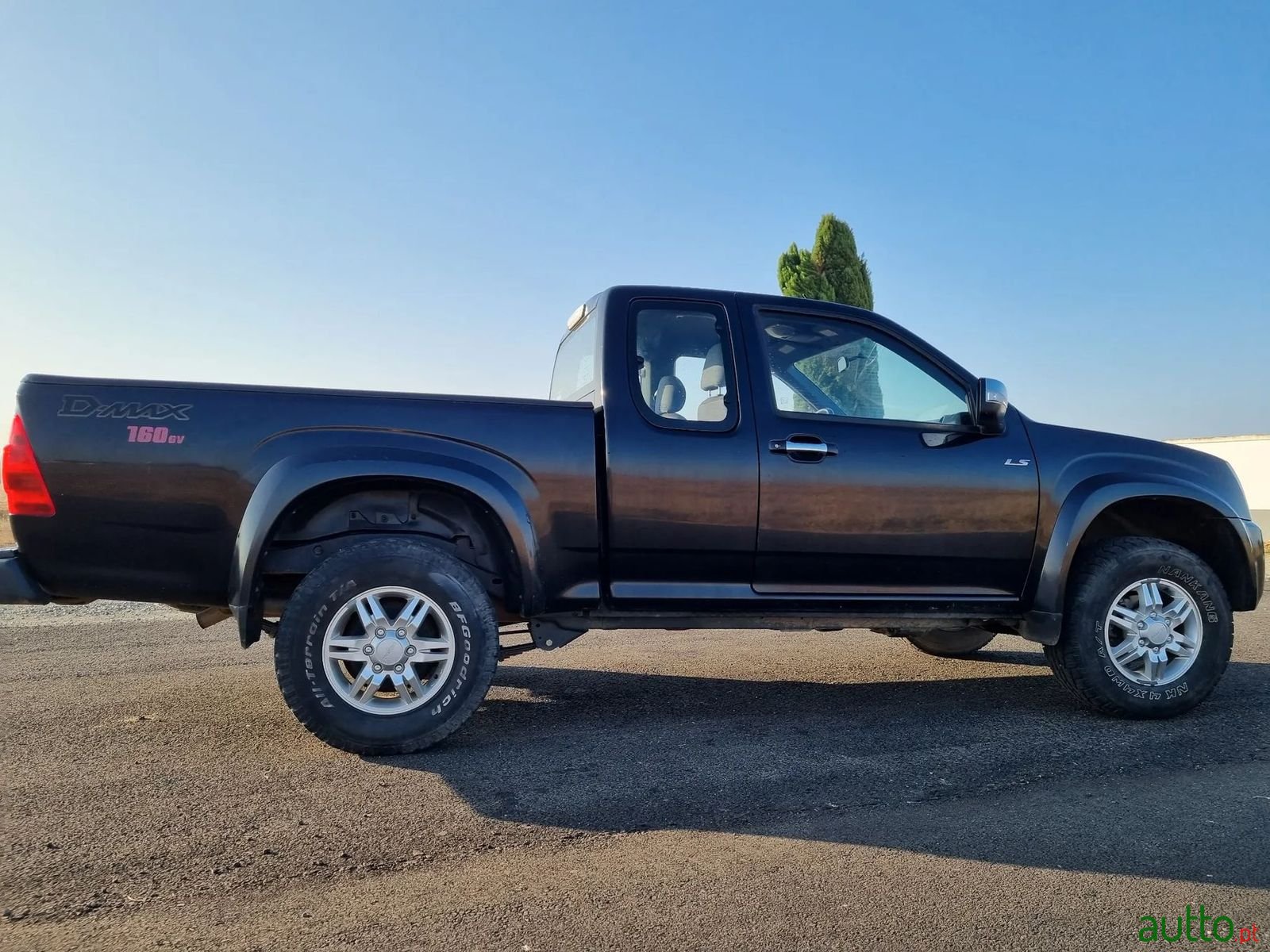 2012' Isuzu D-Max photo #3