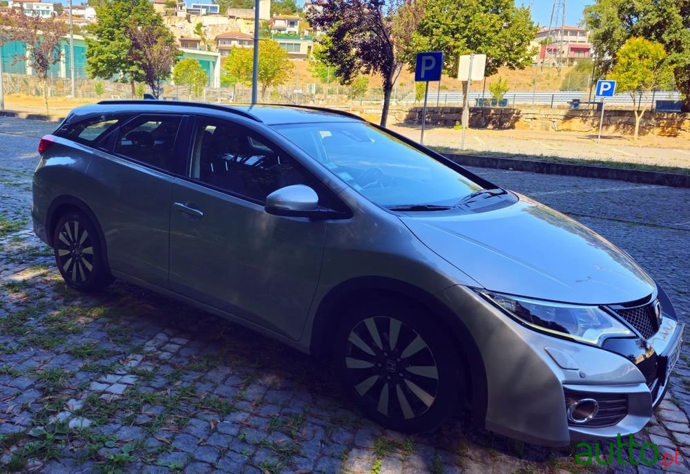 2016' Honda Civic Tourer photo #6