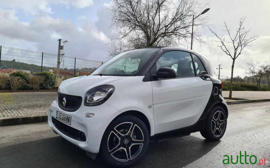 2017' Smart Fortwo Electric Drive Prime photo #3