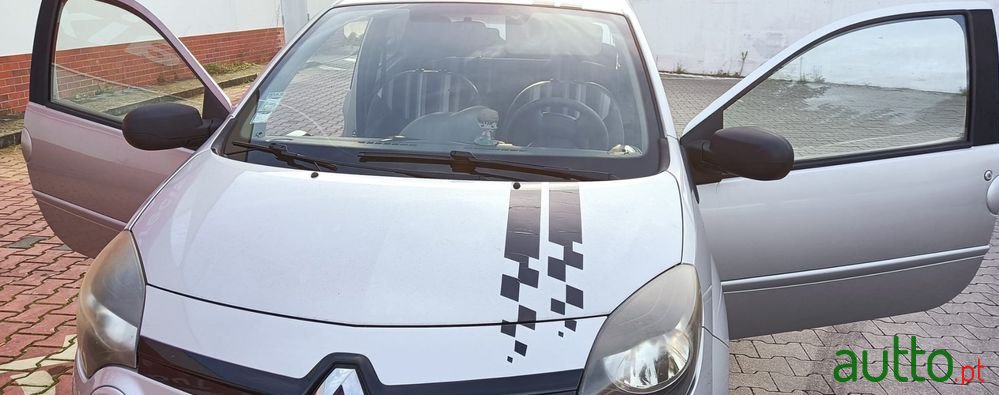 2014' Renault Twingo photo #6