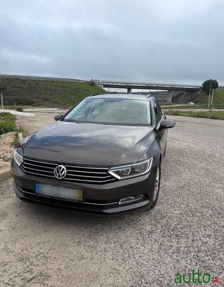 2016' Volkswagen Passat Variant photo #1