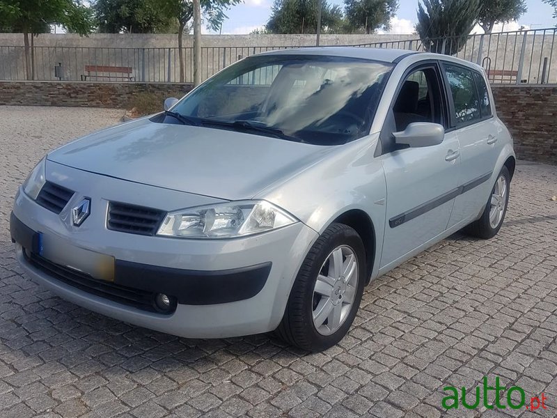 2003' Renault Megane photo #2