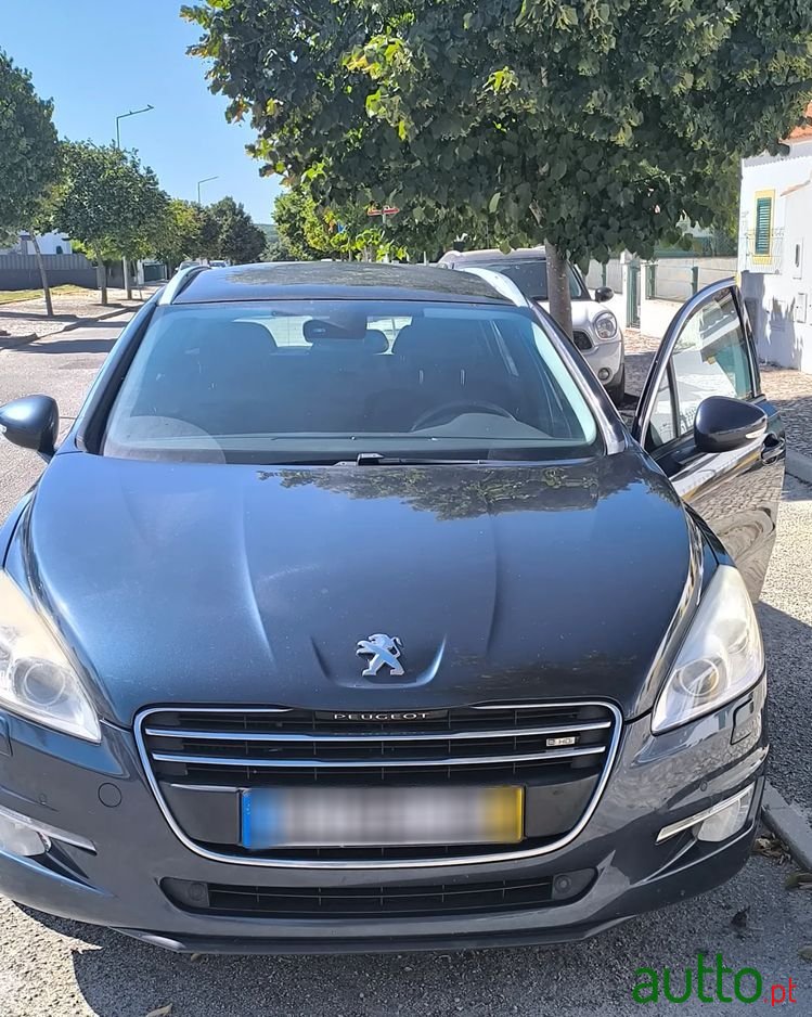 2011' Peugeot 508 Sw photo #5