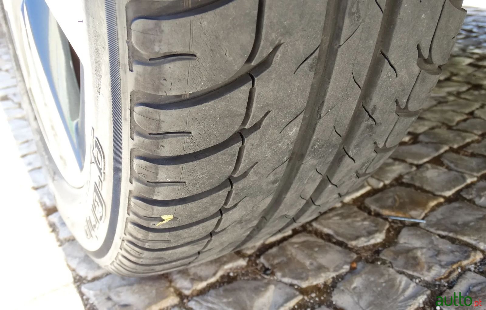 2015' Nissan Pulsar photo #5