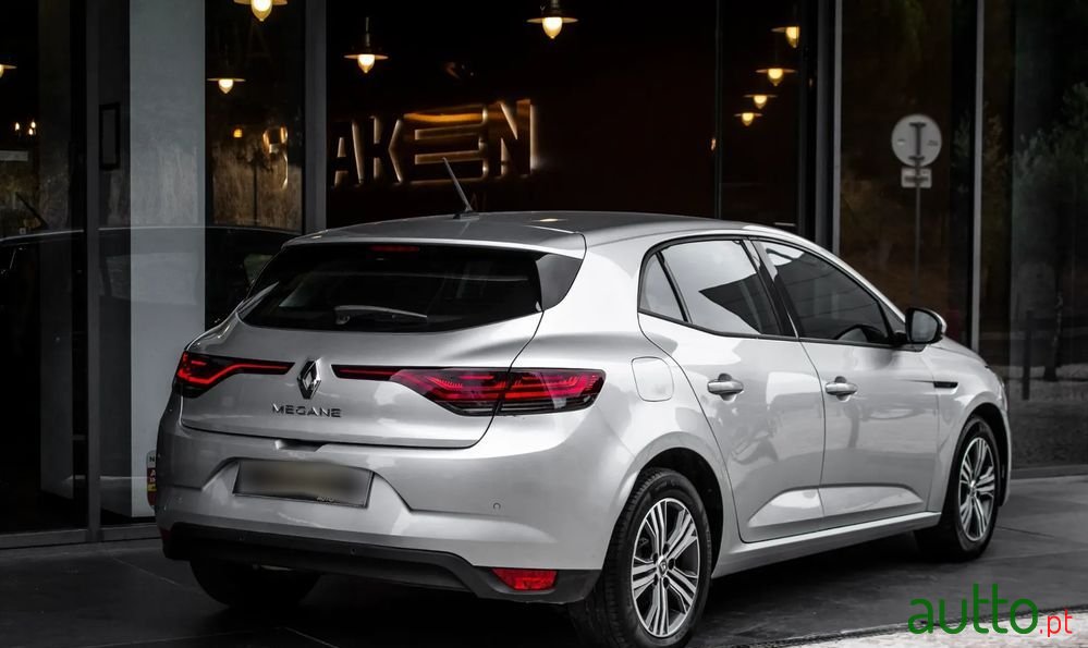 2023' Renault Megane photo #4