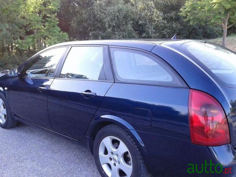 2002' Nissan Primera Wagon photo #1