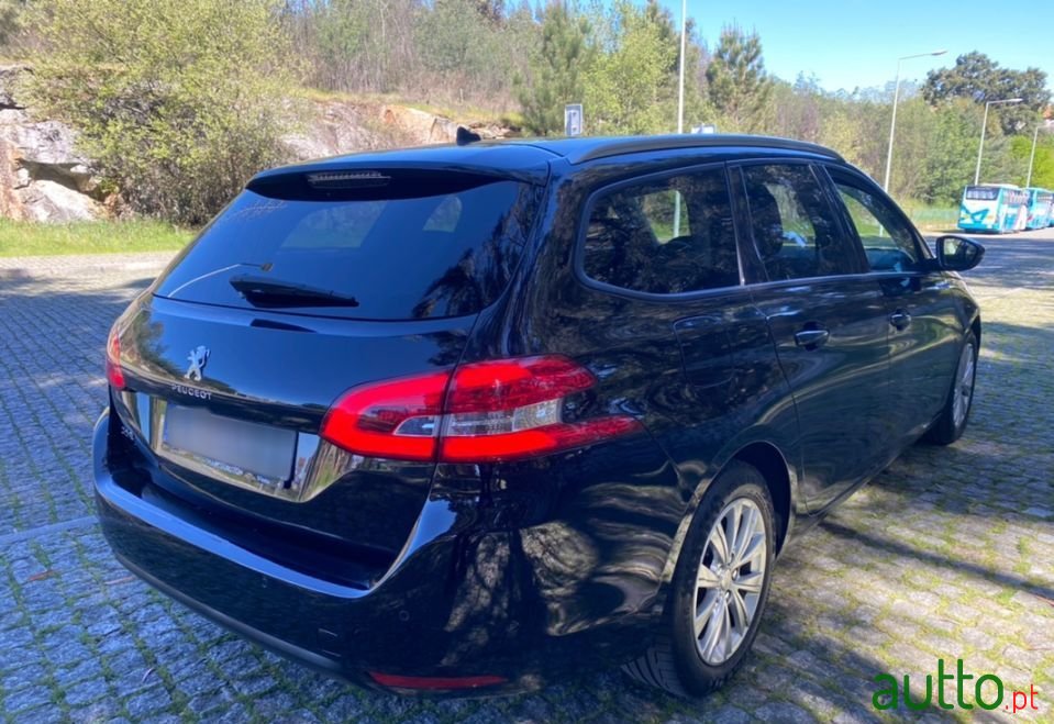 2019' Peugeot 308 Sw photo #4
