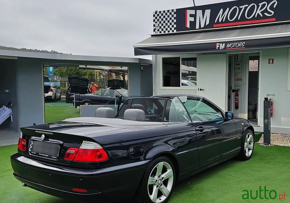 2006' BMW 320 Cd Cabrio photo #4