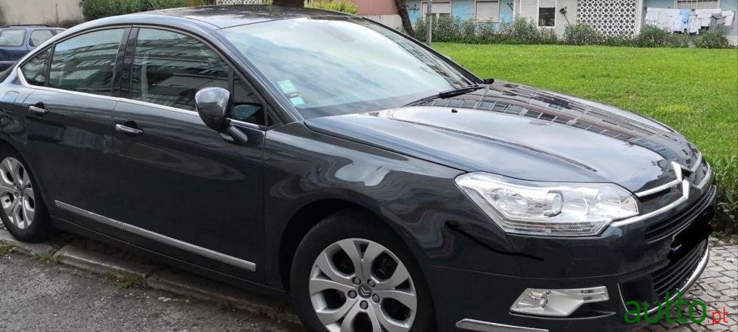 2008' Citroen C5 photo #3