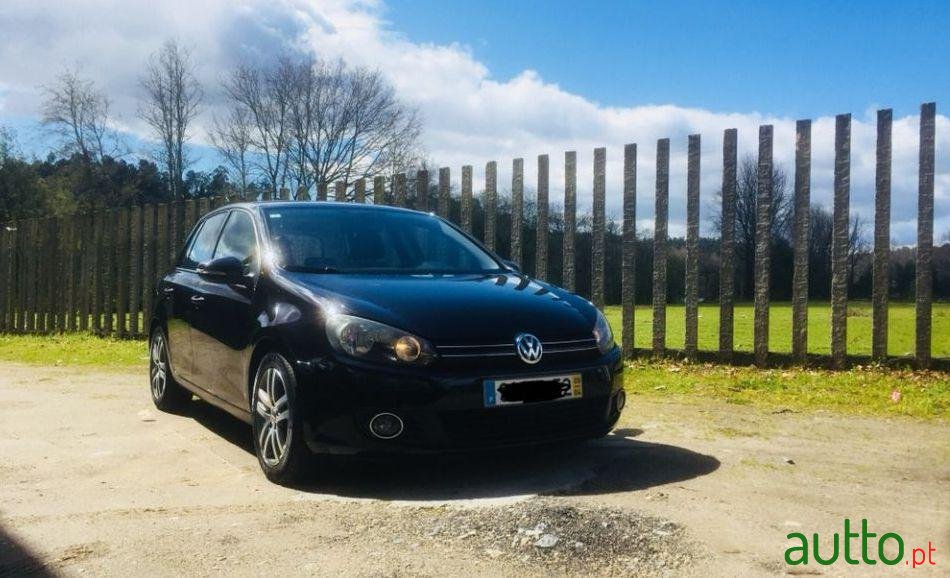 2009' Volkswagen Golf 2.0 Tdi photo #1