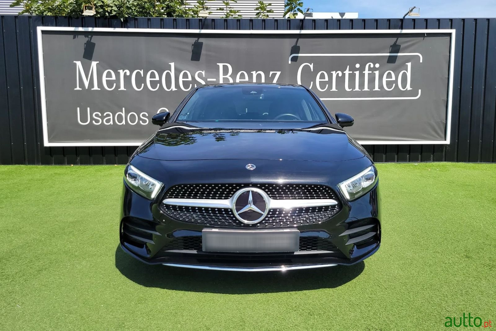 2022' Mercedes-Benz A-250 photo #2