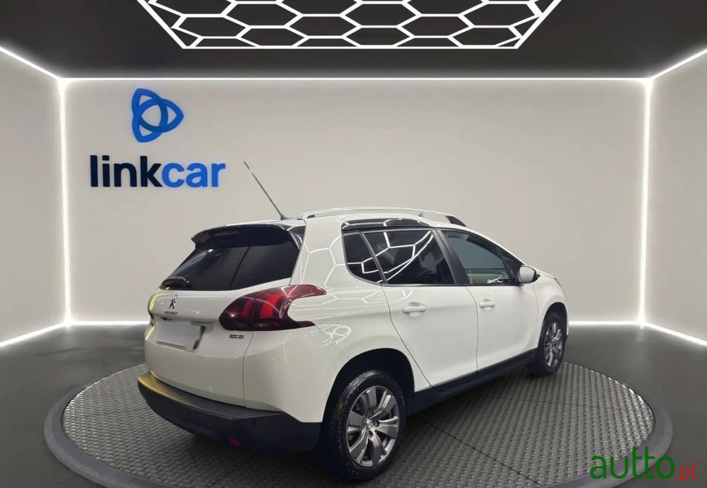 2016' Peugeot 2008 photo #4