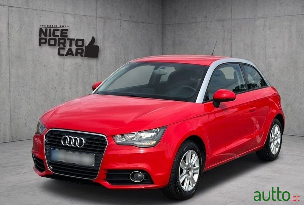 2011' Audi A1 1.6 Tdi Advance photo #1