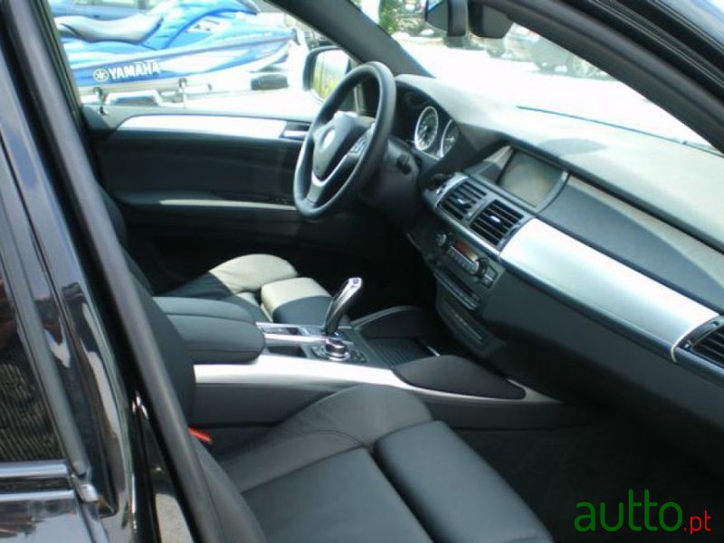 2010' BMW X6 photo #6