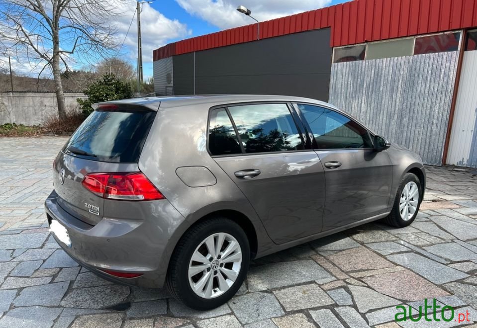 2015' Volkswagen Golf photo #4