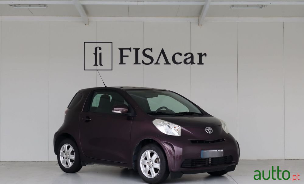 2009' Toyota iQ 1.0 Vvt-I Essential photo #1