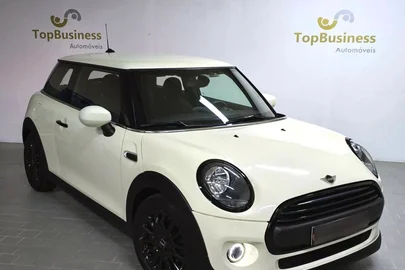 2020' MINI One 3 Portas