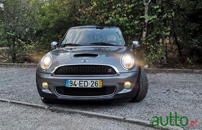 2007' MINI Cooper S photo #4