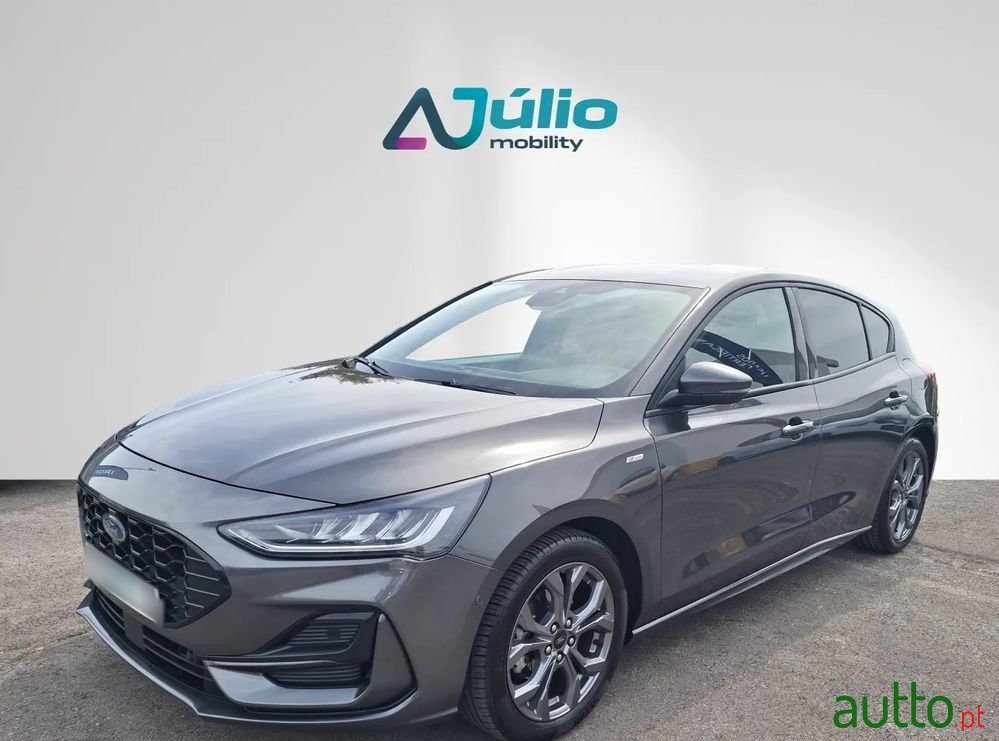 2023' Ford Focus photo #1