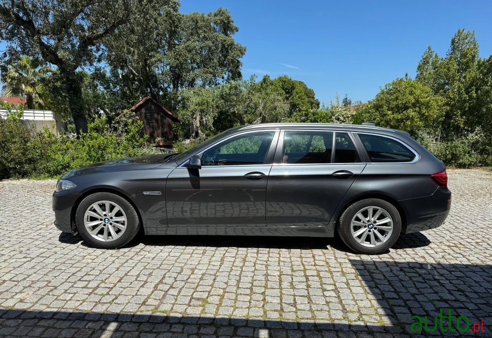 2016' BMW 520 D Auto photo #5