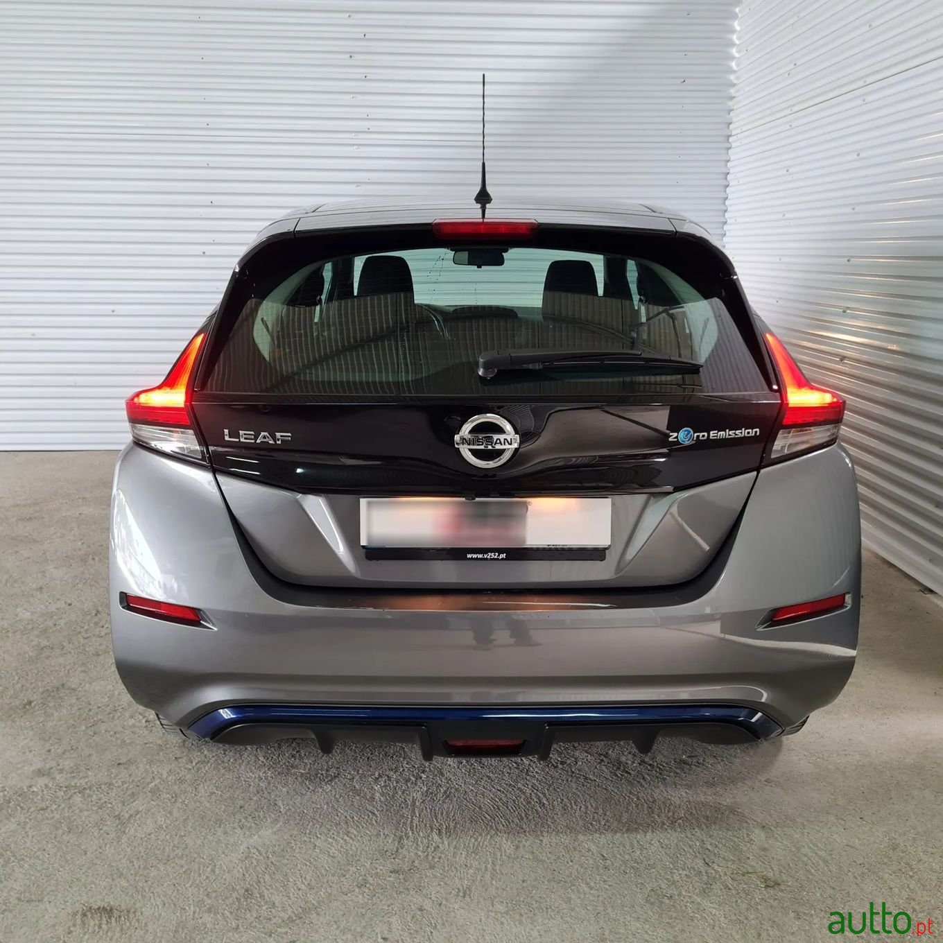 2018' Nissan Leaf photo #5