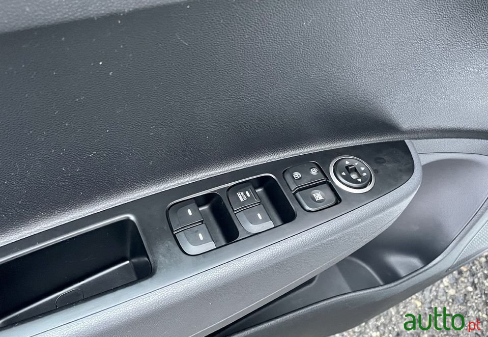 2018' Hyundai i10 photo #6