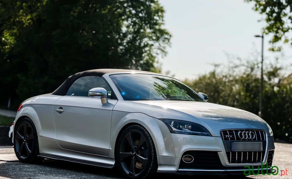 2010' Audi Tts Roadster photo #1