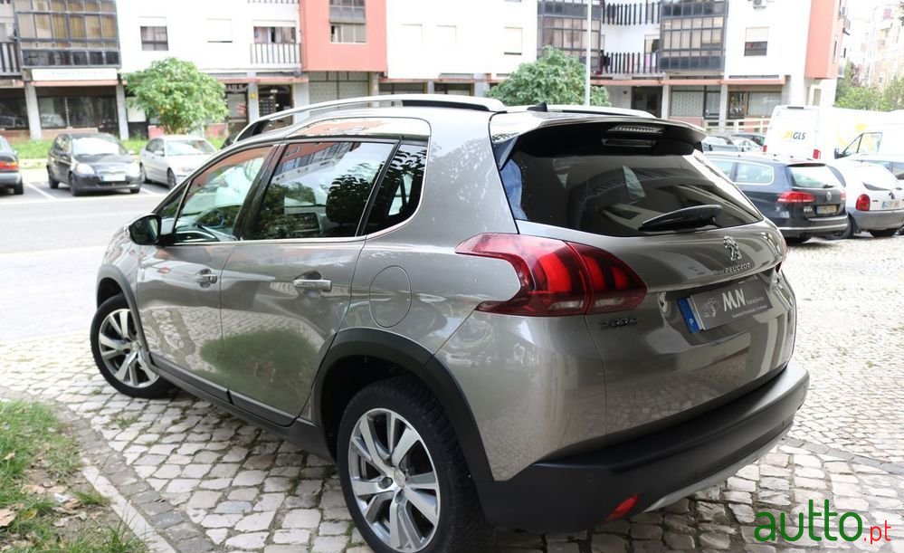 2016' Peugeot 2008 photo #4