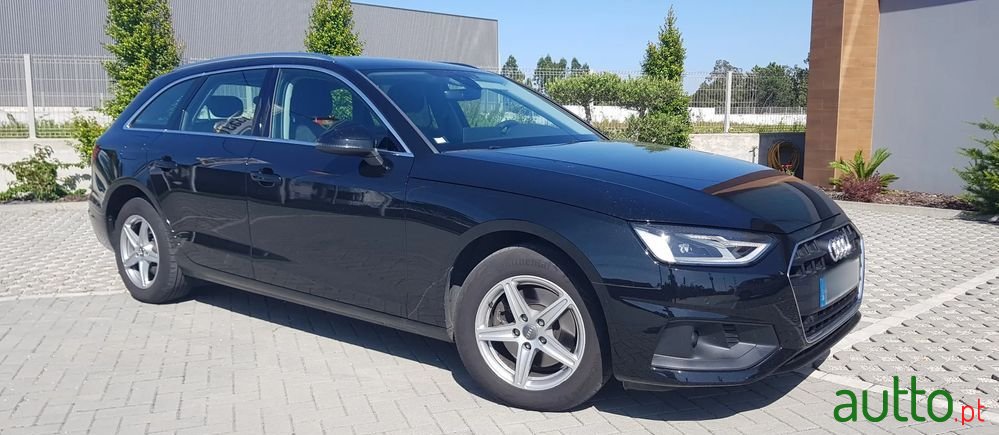 2020' Audi A4 Avant photo #2