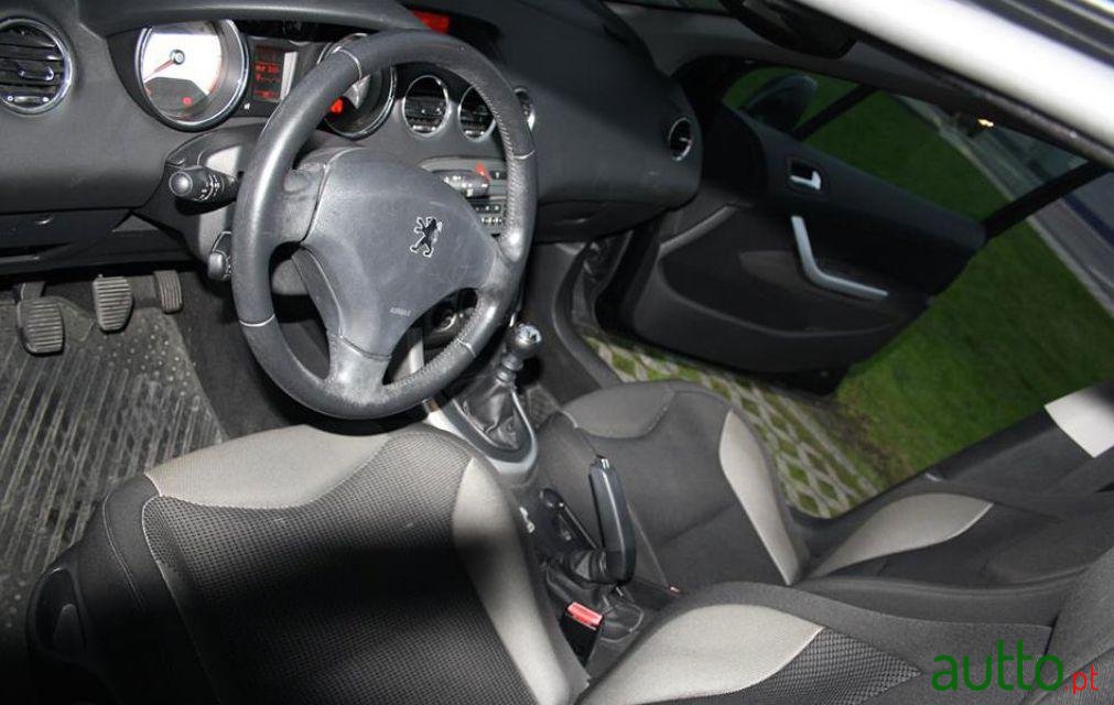 2008' Peugeot 308 1.6 Hdi Sport photo #1