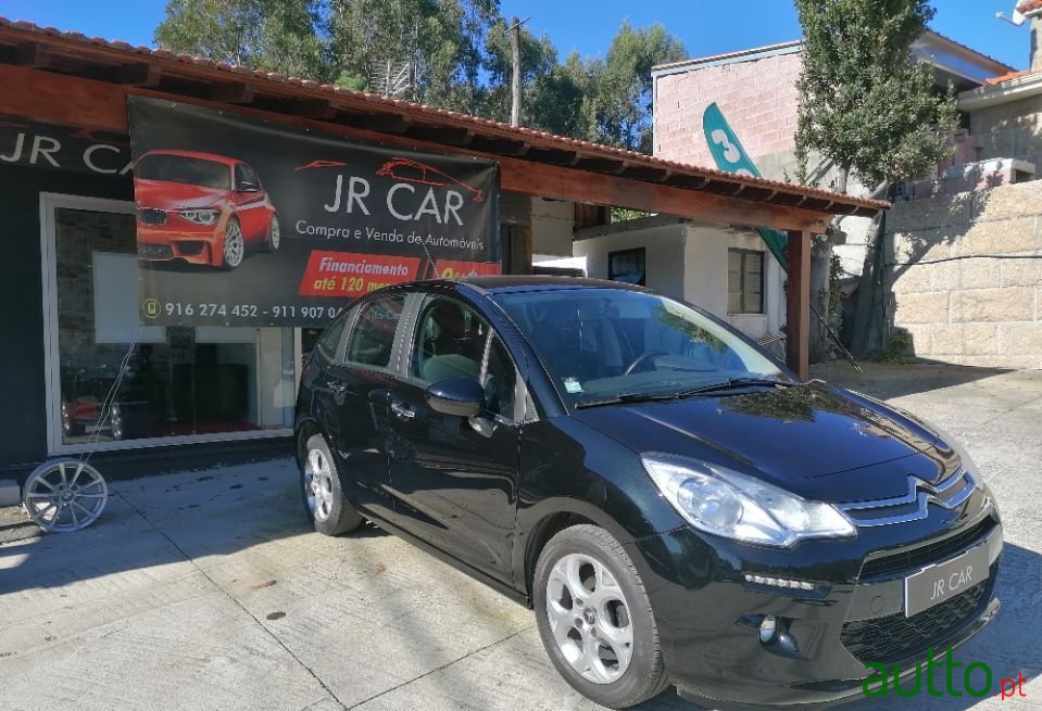 2015' Citroen C3 Exclusive photo #3