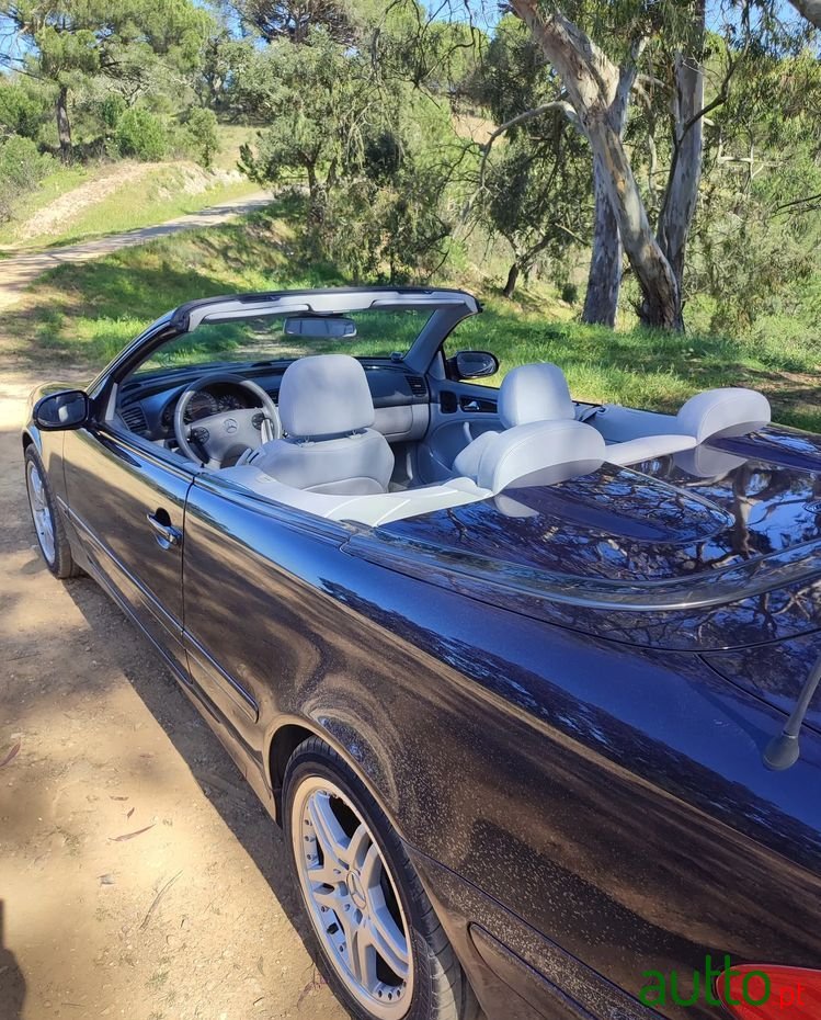 2002' Mercedes-Benz Classe Clk photo #2