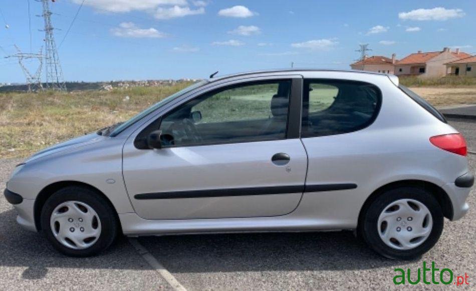 1999' Peugeot 206 1.1 Xt photo #1